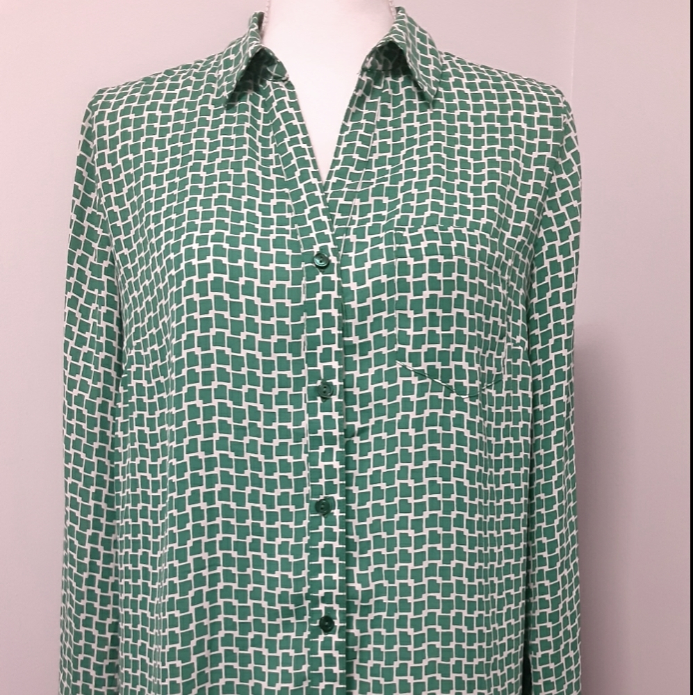 The Limited Top Green Medium